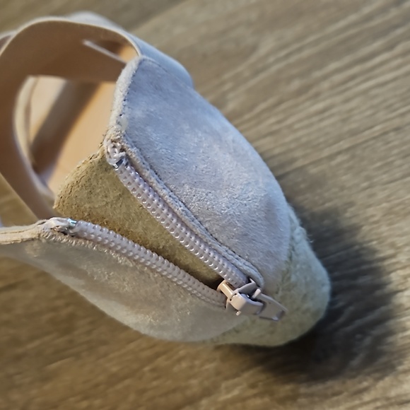 Wedges - Picture 3 of 3